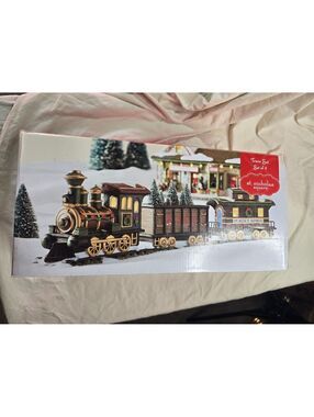 St. Nicholas Square Christmas Train Set - 3 Piece